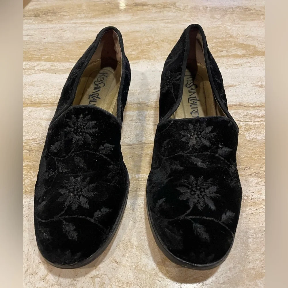 Yves Saint Laurent Italian Made Black Velvet Embroidered Loafers - Picture 2 of 9